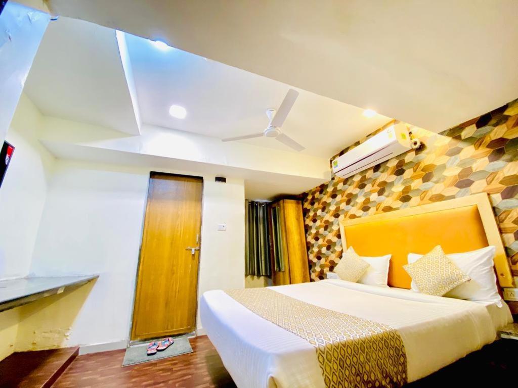 Hotel Alexa By Abc Ahmedabad Exterior photo