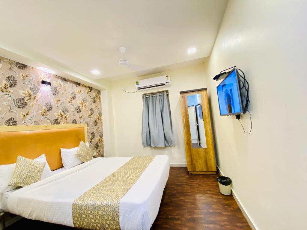 Hotel Alexa By Abc Ahmedabad Exterior photo