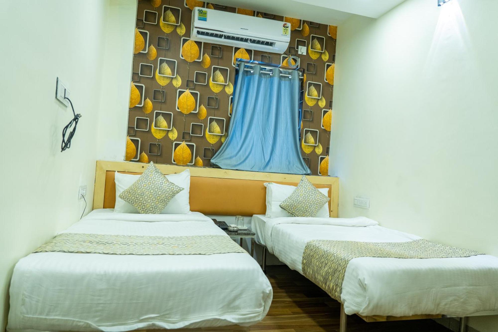 Hotel Alexa By Abc Ahmedabad Exterior photo